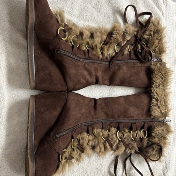 Fusion Brown Suede Faux Fur Lace Up Boots, Size 7 - Picture 3 of 9